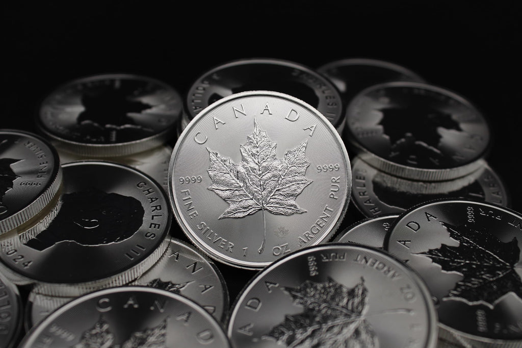 1 oz Silver Canadian Maple Leaf E988